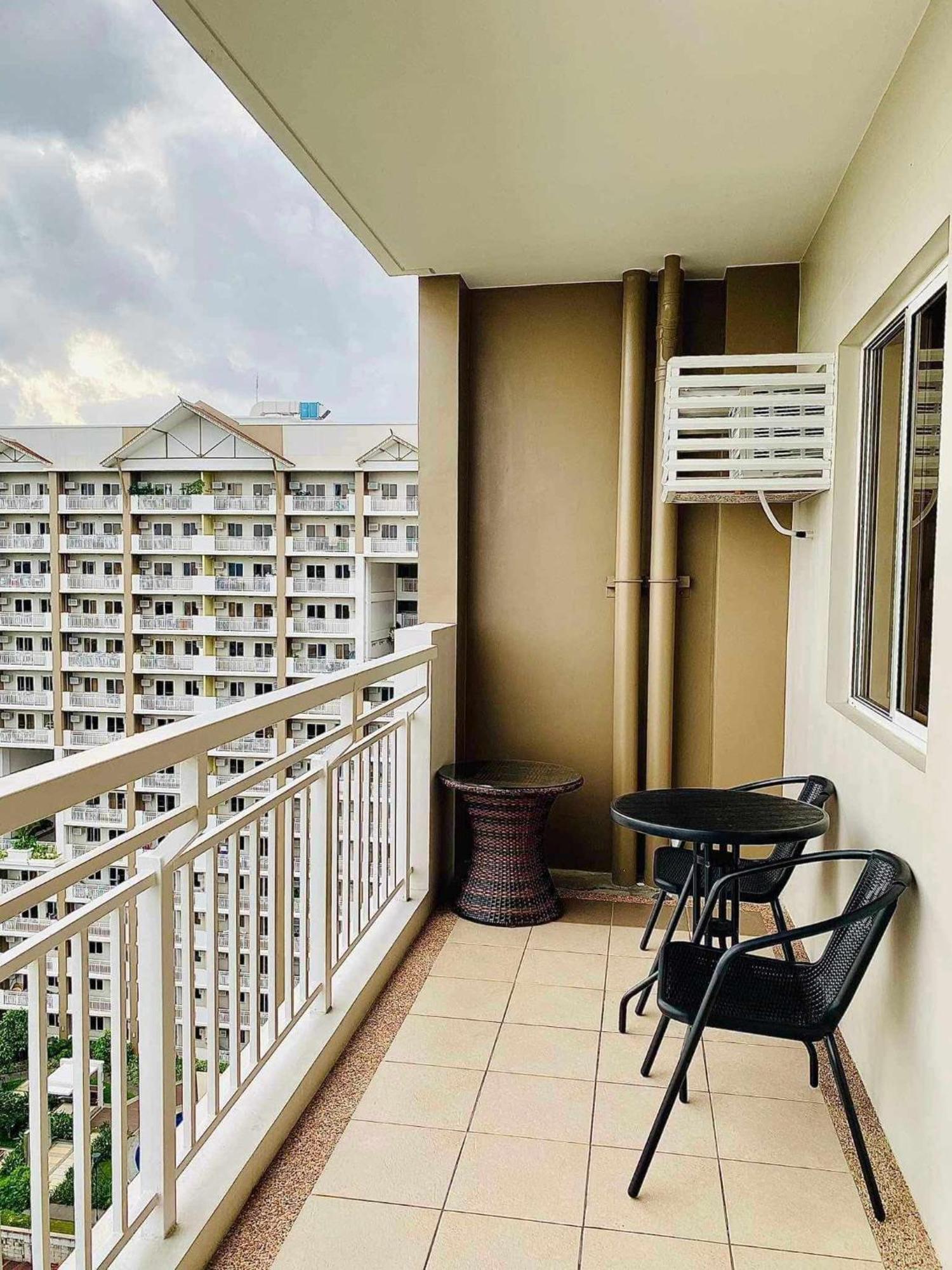 The Atherton By Dmci- 2br Free Parking