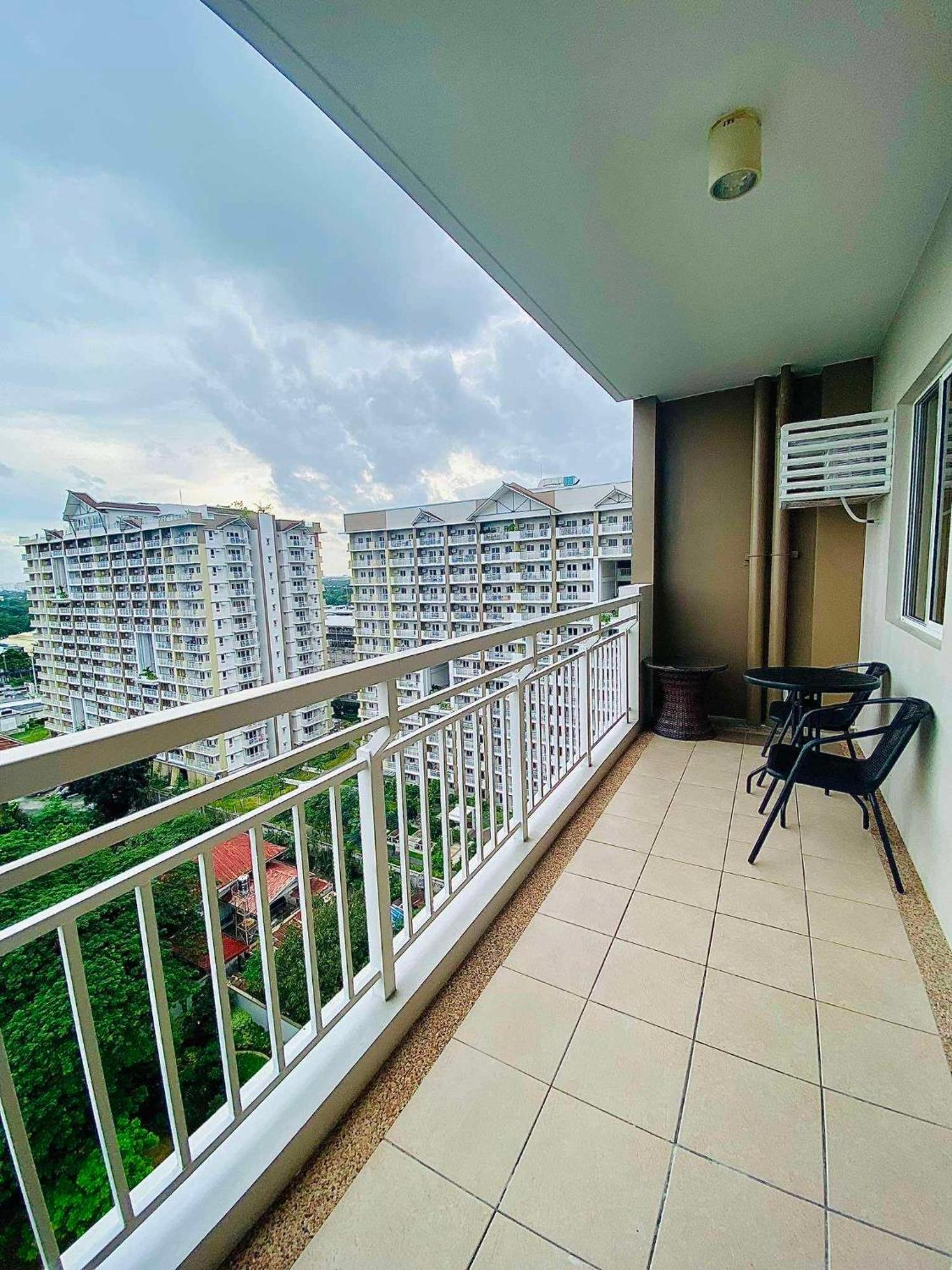 The Atherton By Dmci- 2br Free Parking Aparthotel Manila